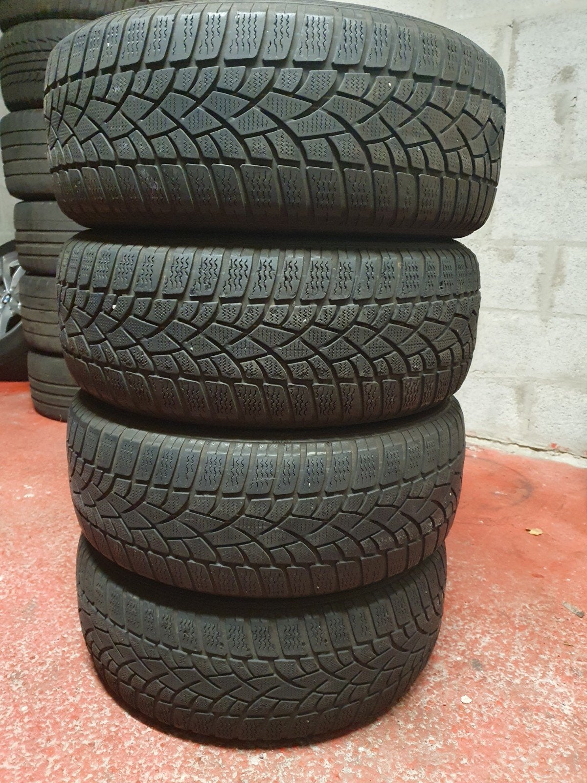 4 pneus  Dunlop 205/55/16 étoilée, Autos : Pièces & Accessoires, Enlèvement, Utilisé