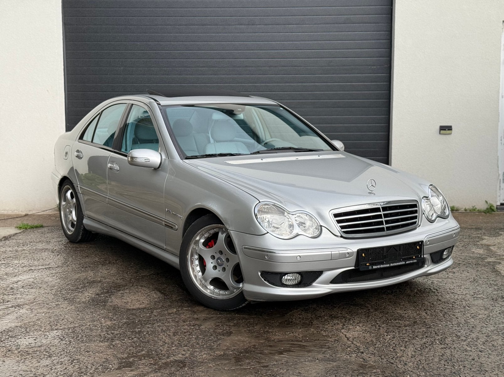 Mercedes C200 Compressor pack AMG, Autos, Cuir, Argent ou Gris, Achat, Entreprise