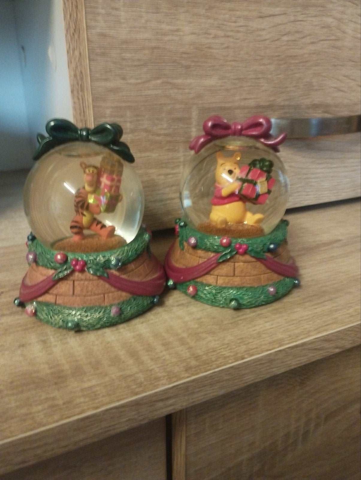 Statue snow globe Disney, Verzamelen, Ophalen, Winnie de Poeh of vrienden, Nieuw, Beeldje of Figuurtje