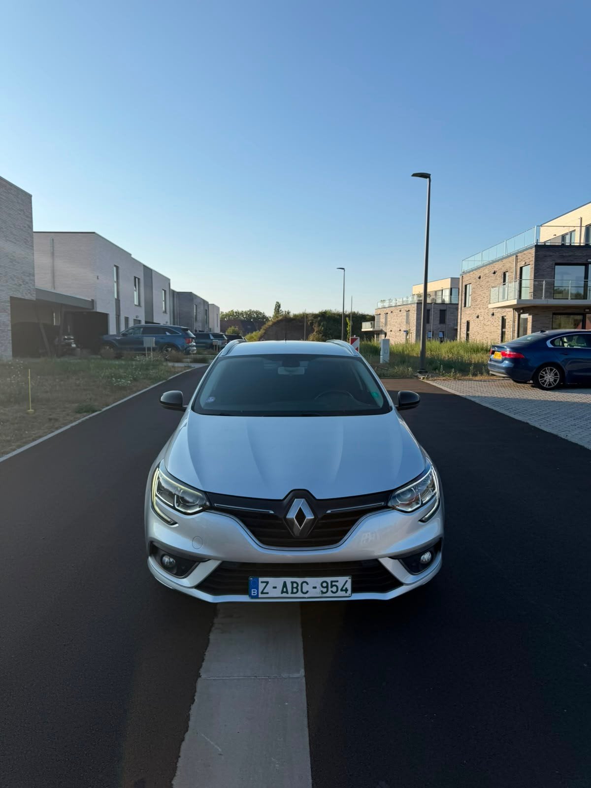 Renault Mégane, Bluetooth, Argent ou Gris, Achat, Euro 6