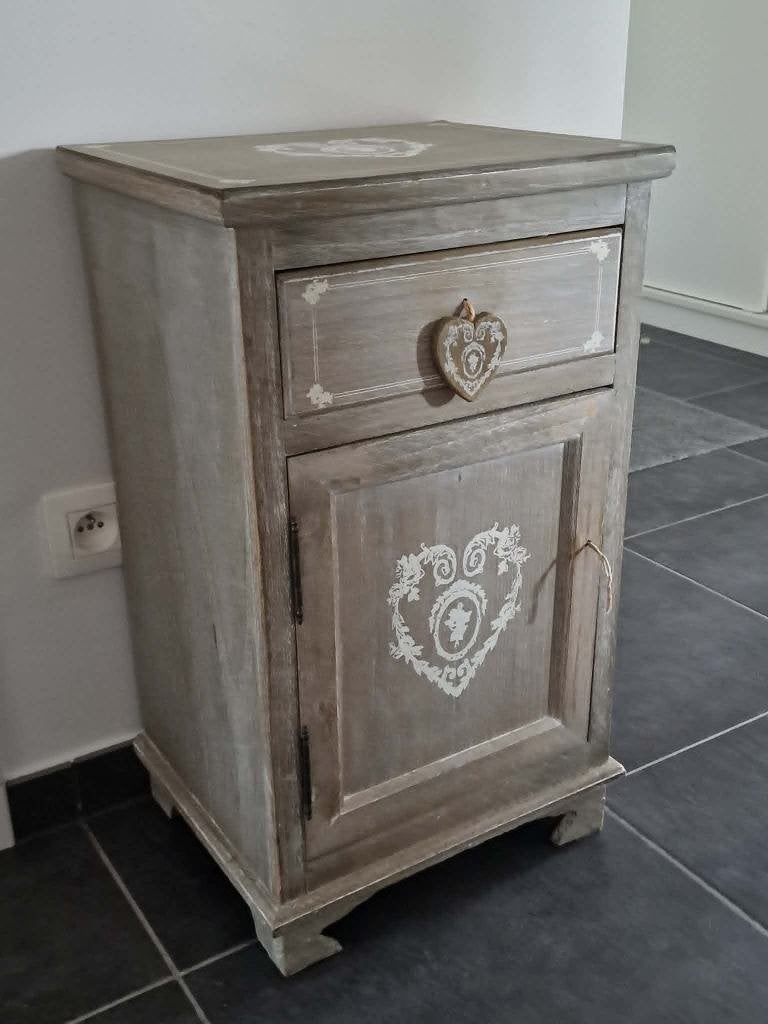 Petit meuble chevet, Enlèvement, Comme neuf, Bois
