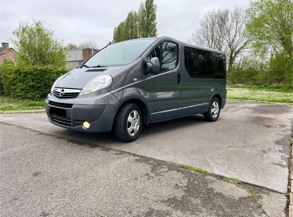 Opel Vivaro 2.0Cdti 8 places, Autos, Opel, Vivaro, Boîte manuelle, Diesel, Particulier