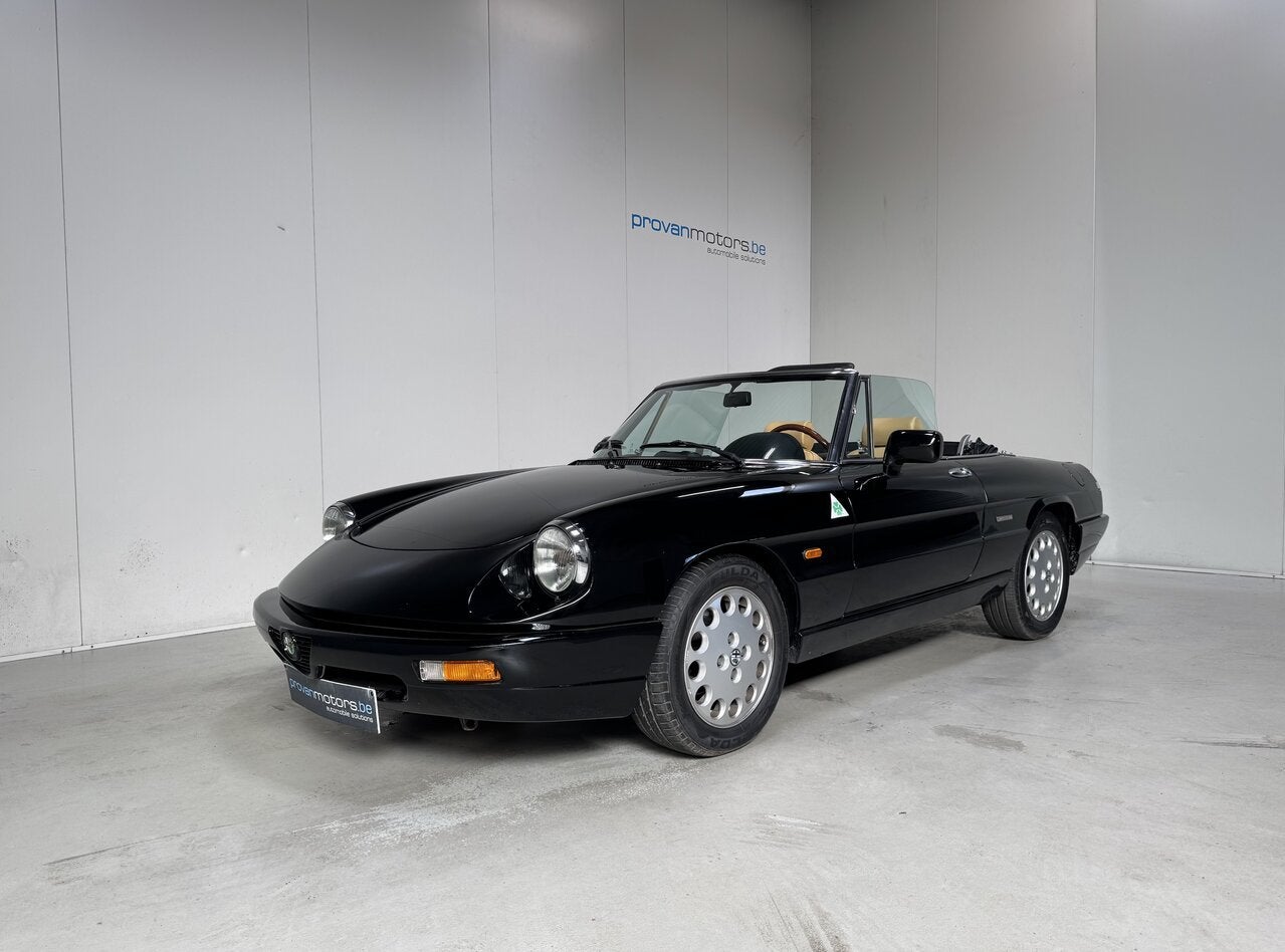 Alfa Romeo Spider 2.0 Benzine Man. - Cabrio - Radio - Goede, Auto's, Alfa Romeo, 0 kg, Spider, Zwart, Bruin