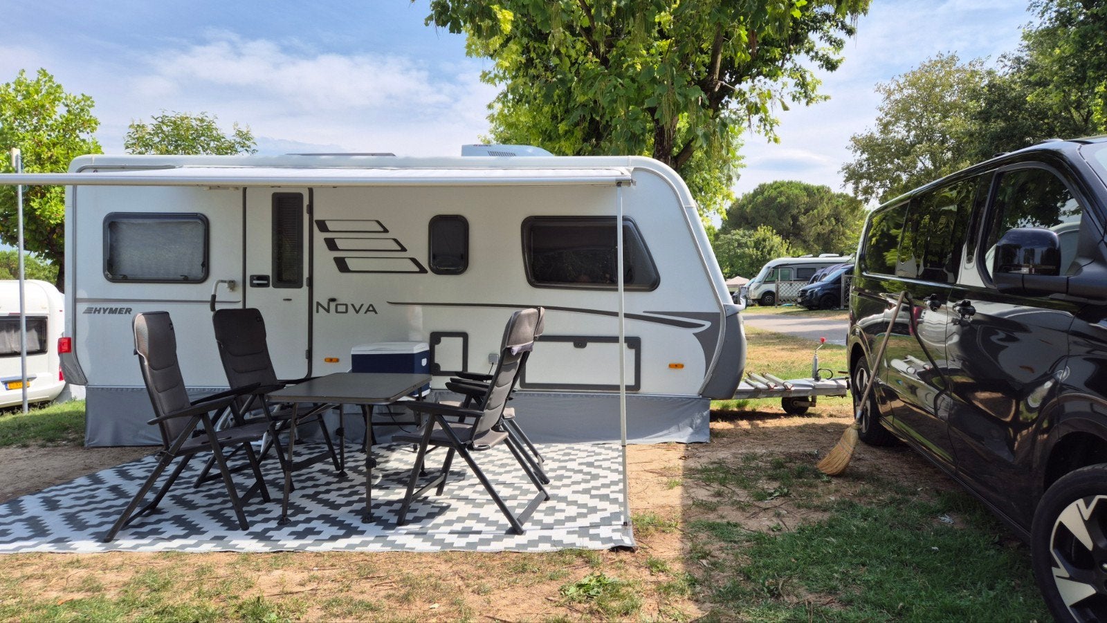 Hymer Eriba Nova 530 caravan, Caravans en Kamperen, Caravans, Particulier, Eriba, Airco, Kachel, Luifel, Radio, Ringverwarming