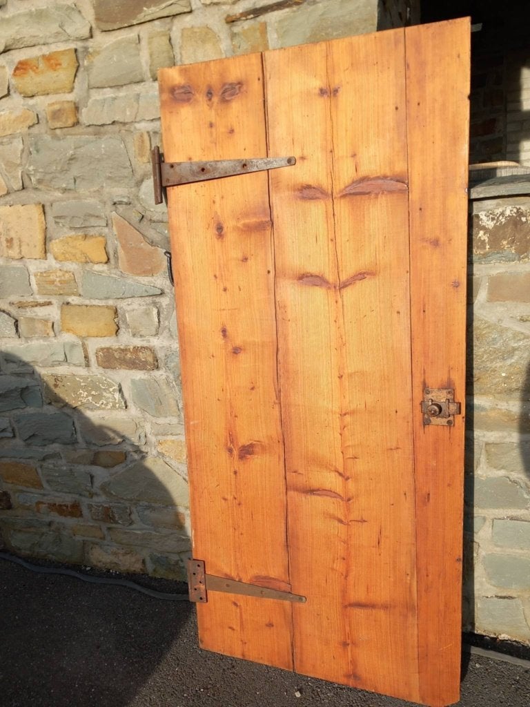 Porte en bois ancienne, Enlèvement