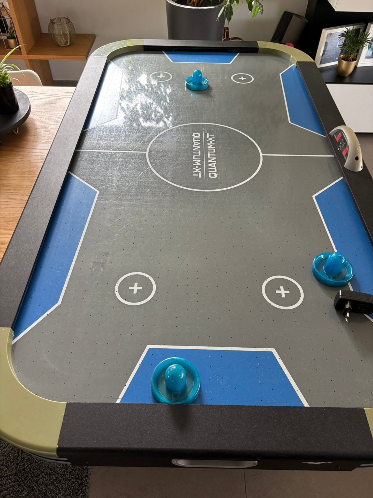 Airhockey Quantum-XT, Ophalen, Zo goed als nieuw