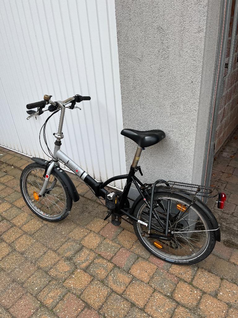 Vouwfietske + nieuw pompke, Fietsen en Brommers, Fietsen | Vouwfietsen, Gebruikt, Overige merken, Deels opvouwbaar, Ophalen