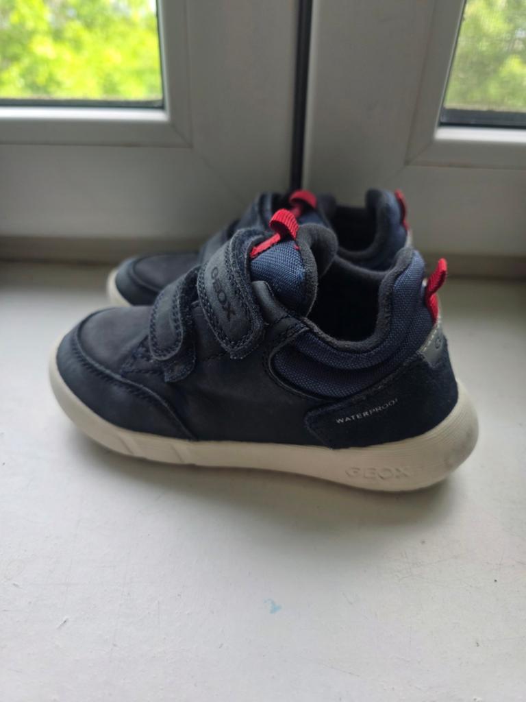 Geox waterproof  taille 25, Enlèvement