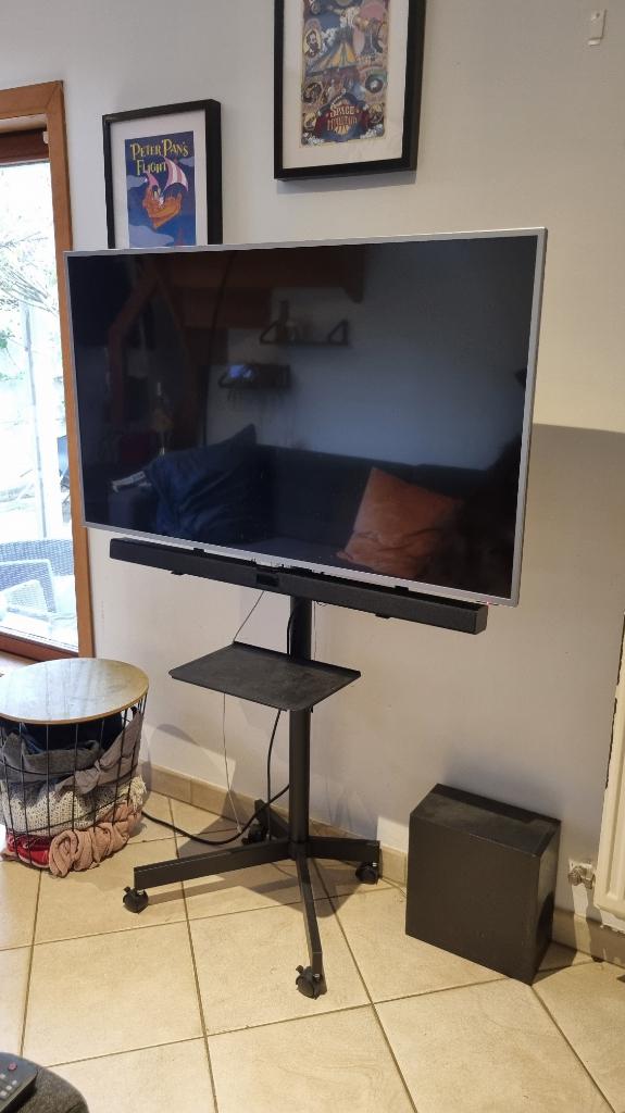 Ensemble ecran TV avec barre son et support, Philips, LED, Enlèvement, Utilisé