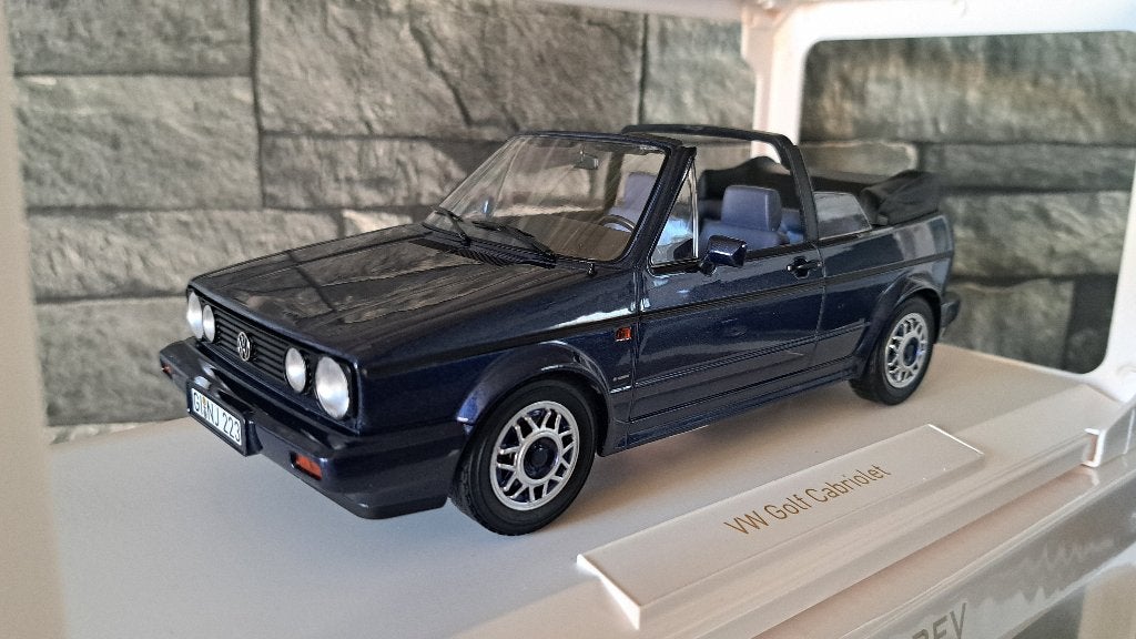 Vw Golf cabriolet quartett 1:18éme, Neuf, Enlèvement ou Envoi, Voiture, Norev
