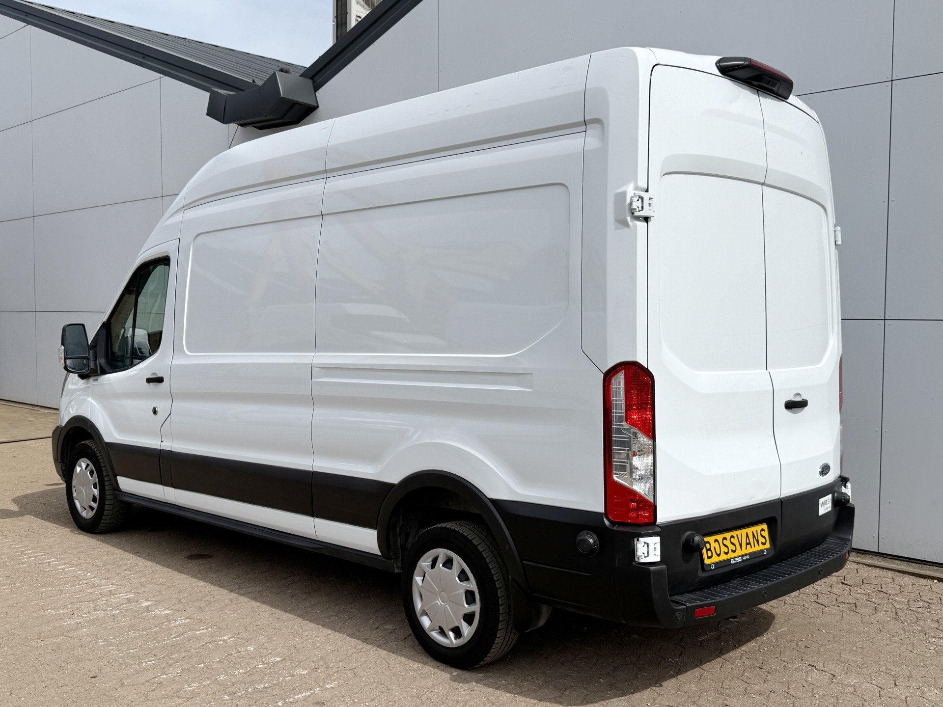 Ford E-Transit 68kWh 184PK L3H3 317km WLTP 96.4% (SOH) BEV S, Achat, 135 kW, Entreprise, 3 places