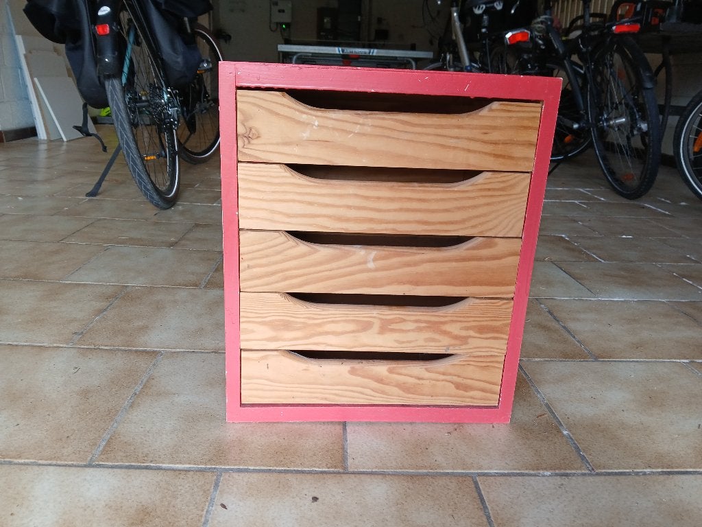 A donner: petite commode à tiroirs, 25 à 50 cm, 5 tiroirs ou plus, Moins de 100 cm, Enlèvement