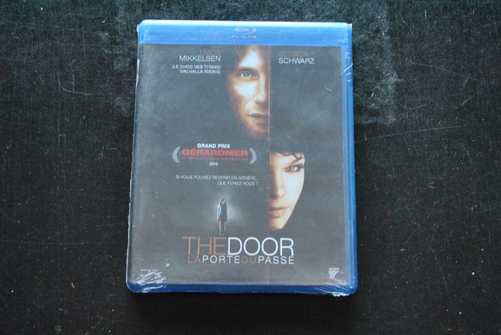 The Door La porte du passé BLU RAY NEUF SOUS BLISTER Sealed, CD & DVD, Blu-ray, Enlèvement ou Envoi, Neuf, dans son emballage