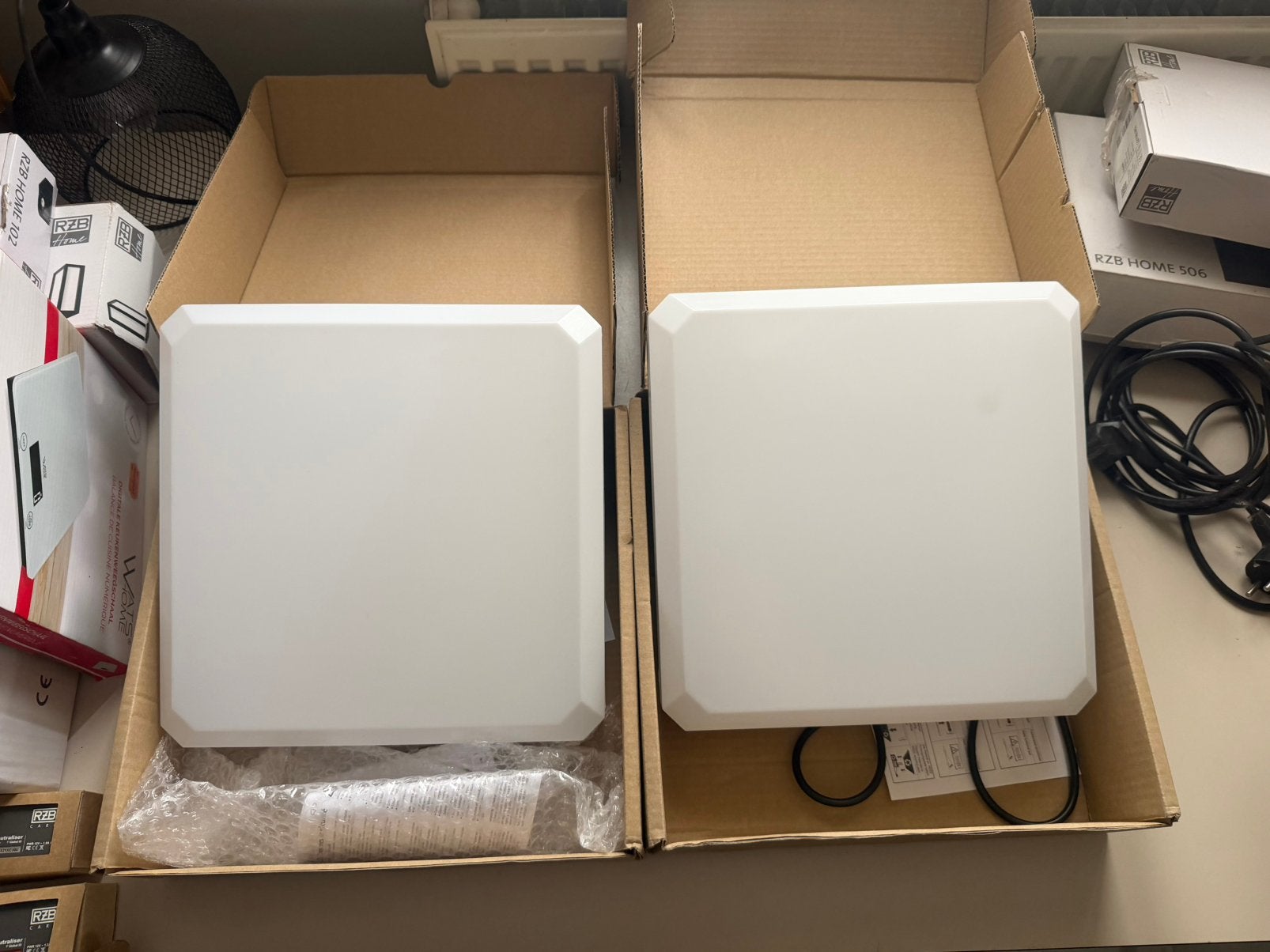 2 lampes de salle de bain LED REGIOLUX WQL IP54 12W, neuf, Enlèvement ou Envoi, Neuf