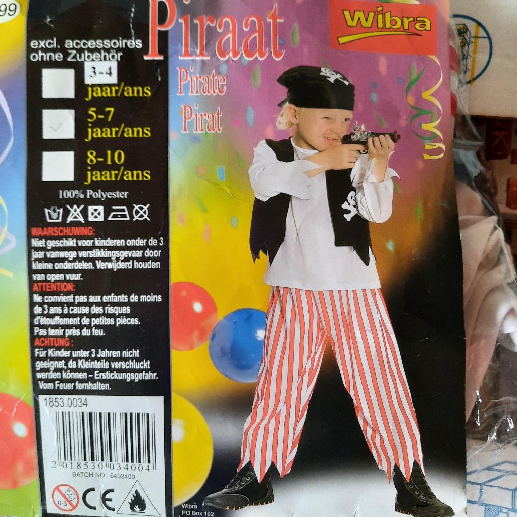 Costume de pirate T 5-7 ans, Enlèvement, Utilisé, 110 à 116, Garçon