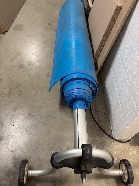 Zwembad rollo professioneel 7.05x 6.00, Ophalen, Gebruikt