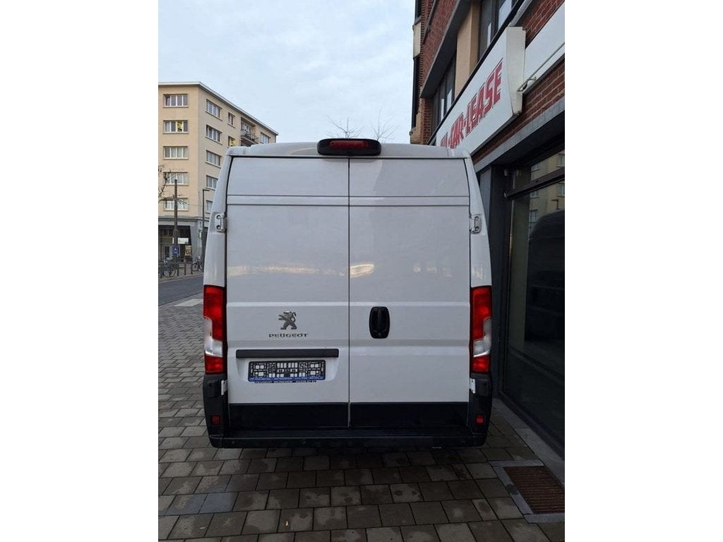 Peugeot Boxer FT L2H2 335 BlueHDI S/S Asphalt - CAMERA - PR, Auto's, 122 kW, Wit, Parkeersensor, 5 deurs