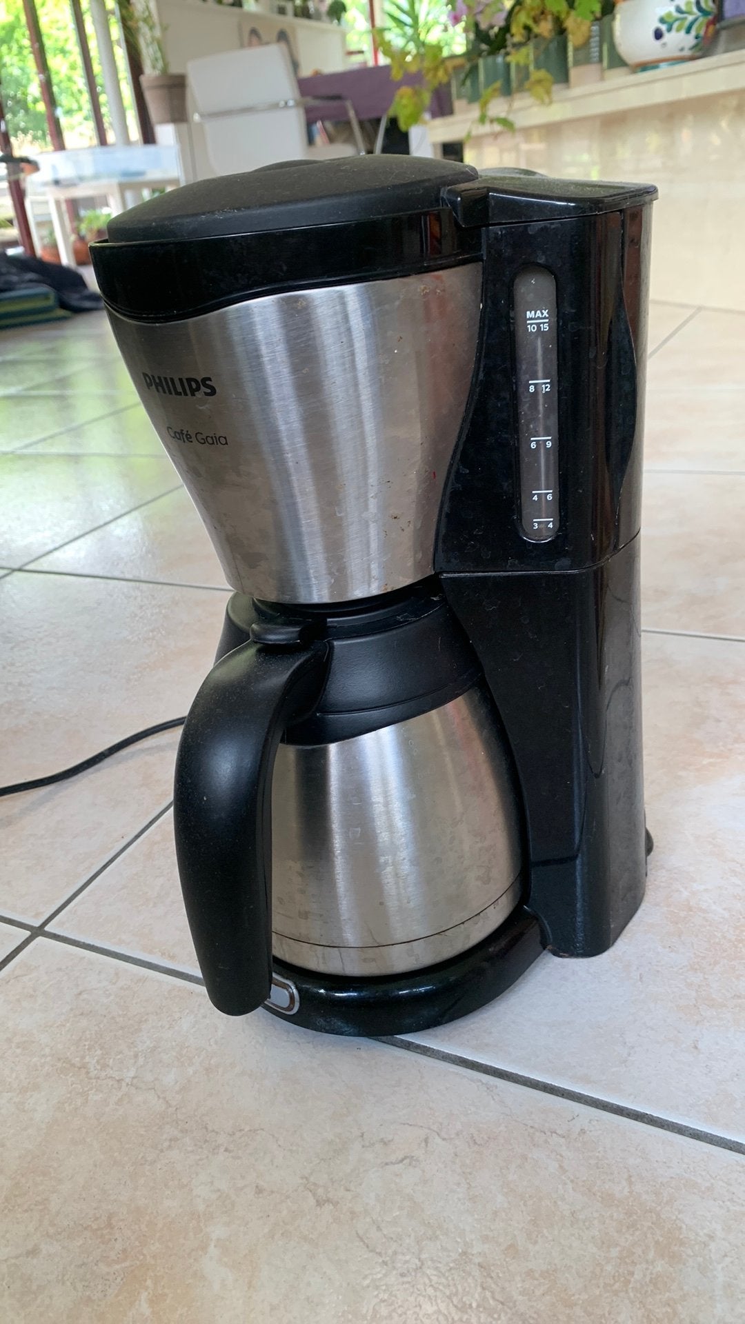 Koffie apparaat met thermos kan, Ophalen, Zo goed als nieuw, Gemalen koffie