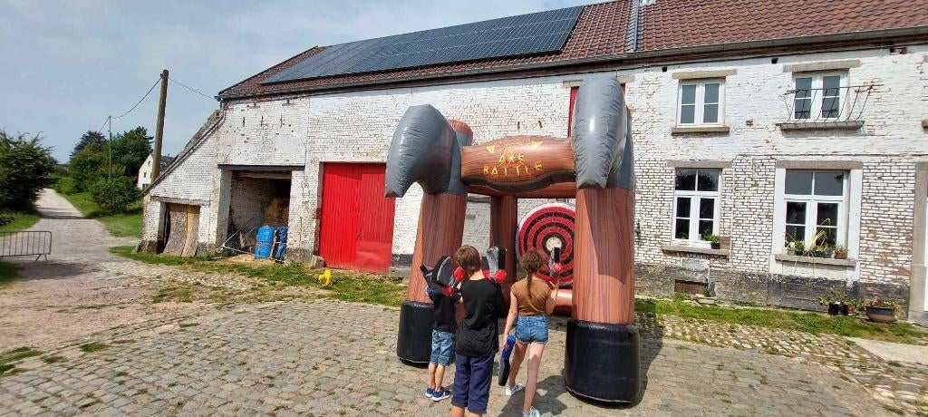 LOCATION: Fun Game: Lancer de Haches gonflable., Enlèvement, Neuf