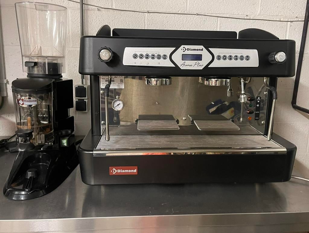 Machine à café : DIAMOND AROMA/2EB+ Moulin à café, Articles professionnels, Enlèvement