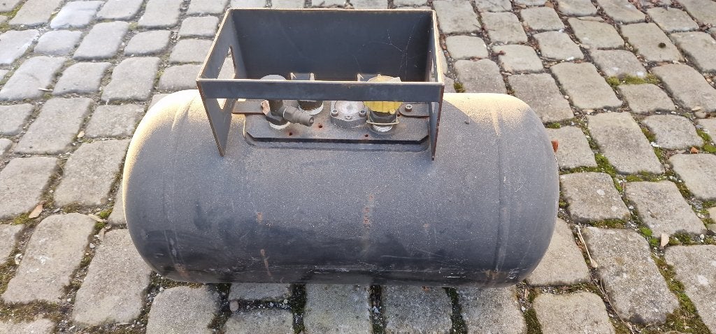 Gastank heftruck voor tuinhaard, bbq van te maken, Ophalen, Zo goed als nieuw