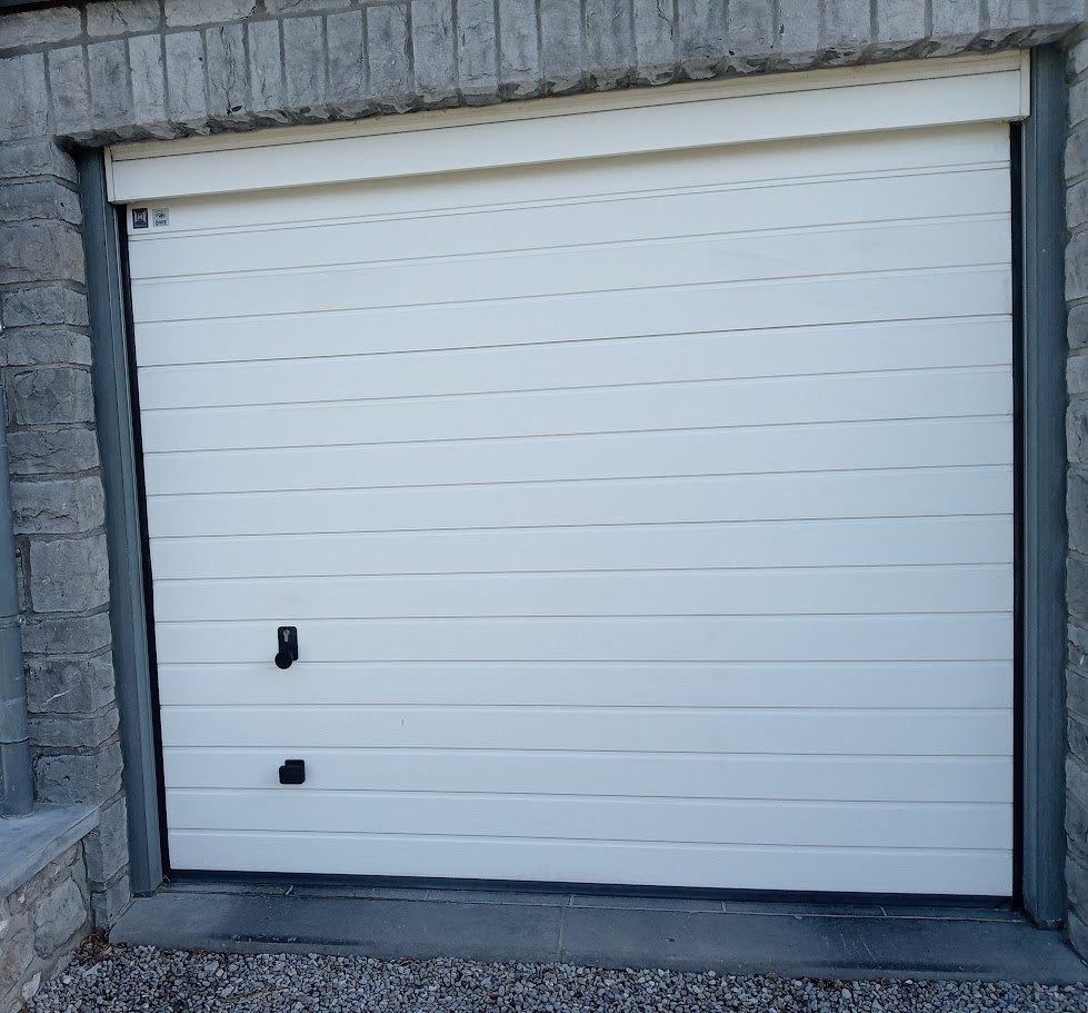 Porte de garage sectionnelle HÖRMANN, 200 cm ou plus, Enlèvement, Utilisé, 200 cm ou plus