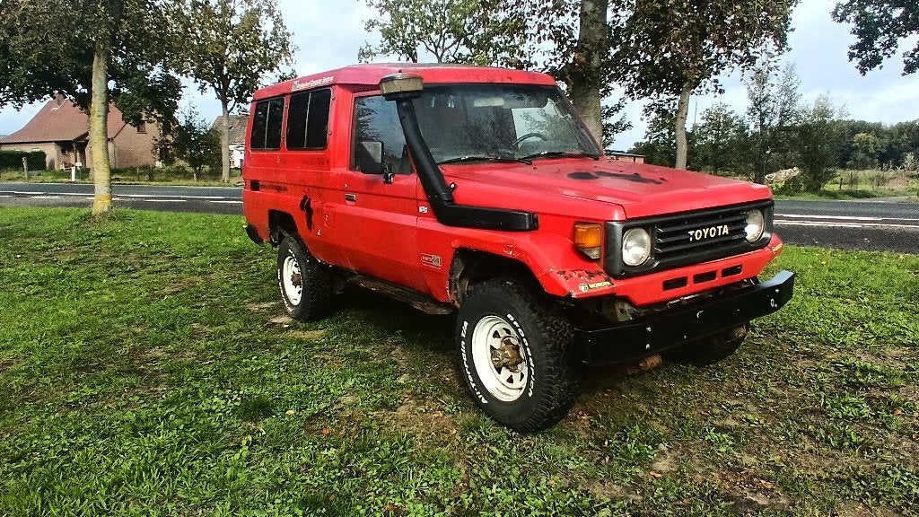 Toyota land-cruiser pzj75 Belgische wagen., Autos, Rouge, Achat, 2 places, 3000 kg