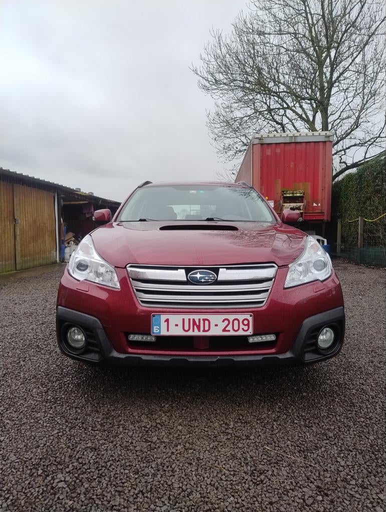 4X4 Subaru Legacy Outback 2.0D uit het befaamde jaar 2014, Auto's, Automaat, Euro 5, Zwart, 4 cilinders