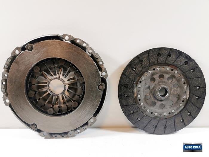 Kit embrayage (complet) d'un Volvo V70, -, 3 mois de garantie, -, -
