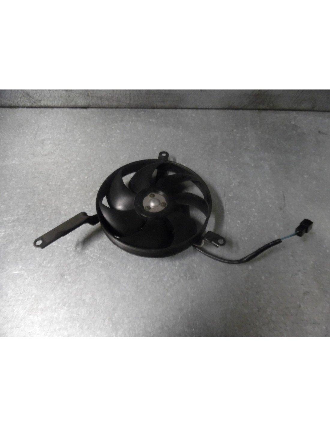 R1 2002 - 2003 Yamaha Radiator Ventilator D1-41053