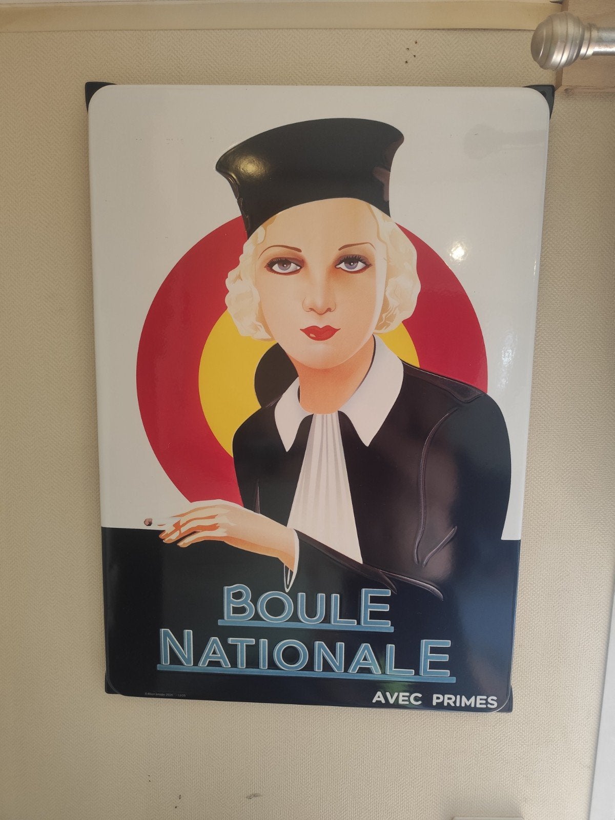 plaque émaillée boule nationale, Enlèvement