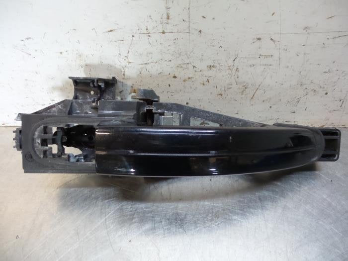 Portiergreep 4Deurs links-voor van een Ford Focus (Focus 04-, Gebruikt, -, -, Ophalen of Verzenden