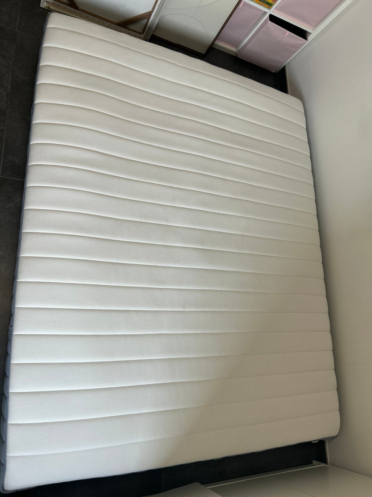 Matelas IKEA VALEVÅG 160  200 cm – Très bon état, Ophalen, Zo goed als nieuw