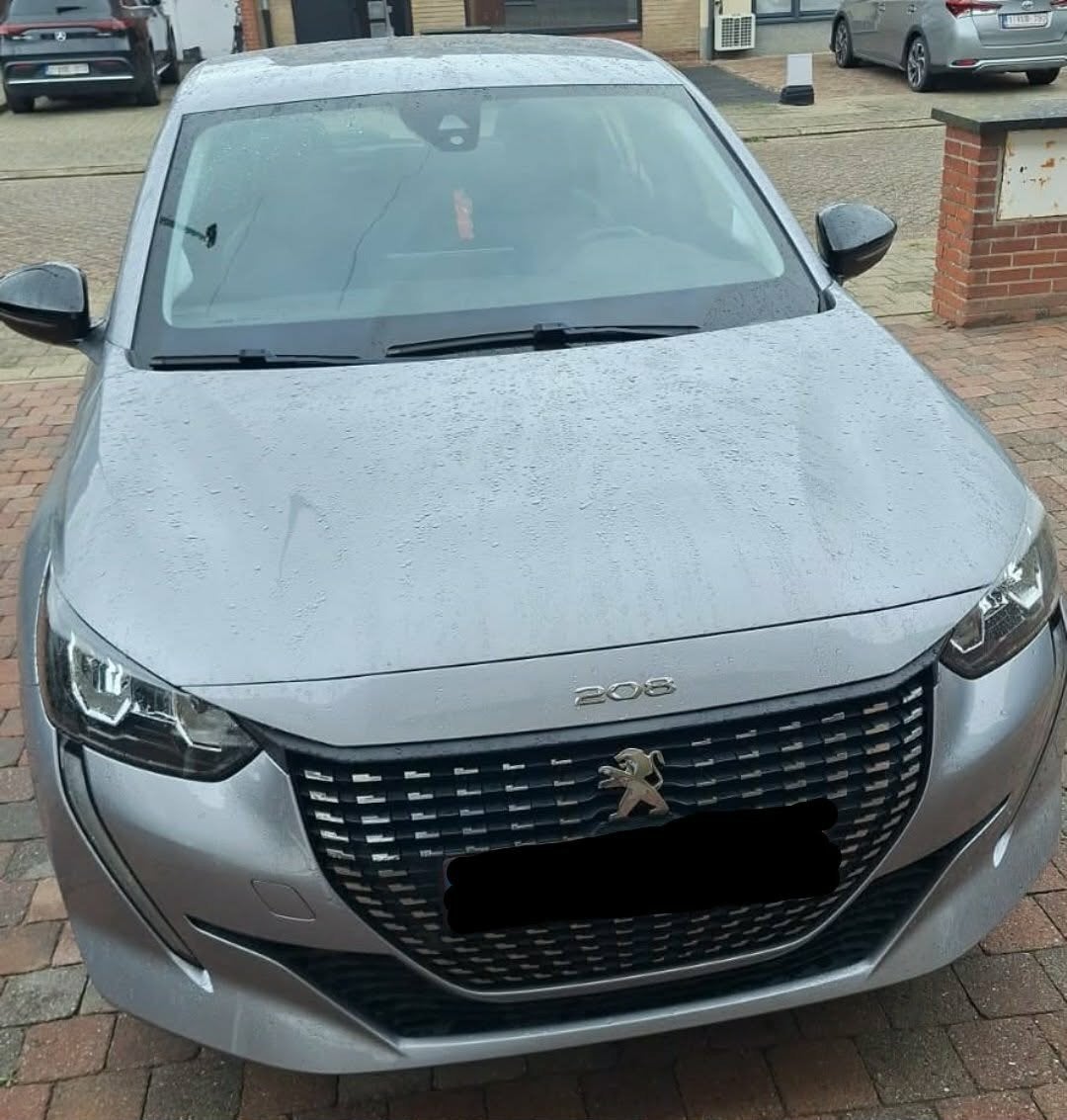 Peugeot 208  (2022) 57000 km bod aub, Stof, 5 deurs, Dealer onderhouden, 55 kW
