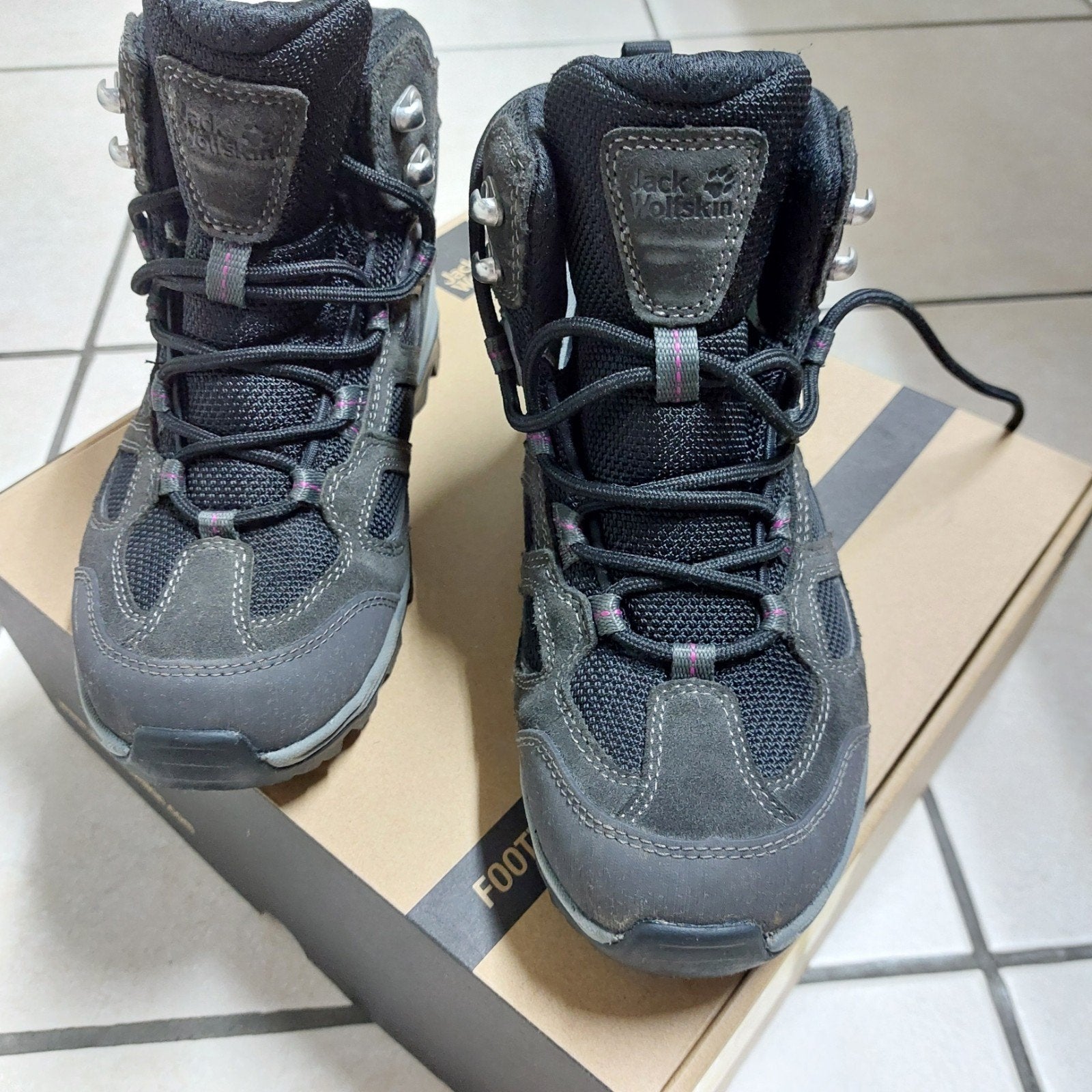 nieuwe wandelschoenen jack wolfskin mt 38, Sports & Fitness, Alpinisme & Randonnée, Enlèvement