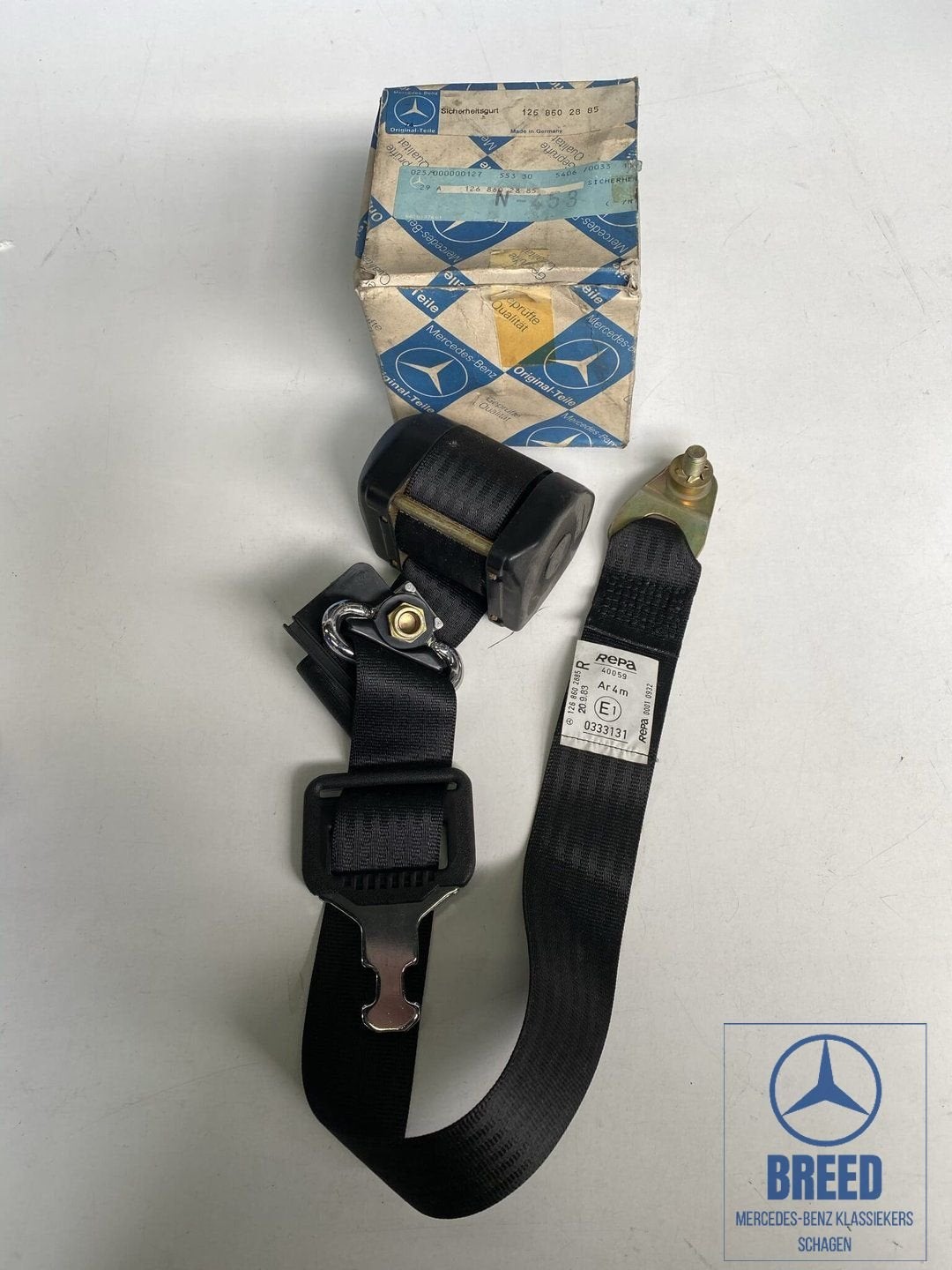 NOS gordel voorzijde rechts voor Mercedes-Benz W126, Neuf, -, -, Enlèvement ou Envoi