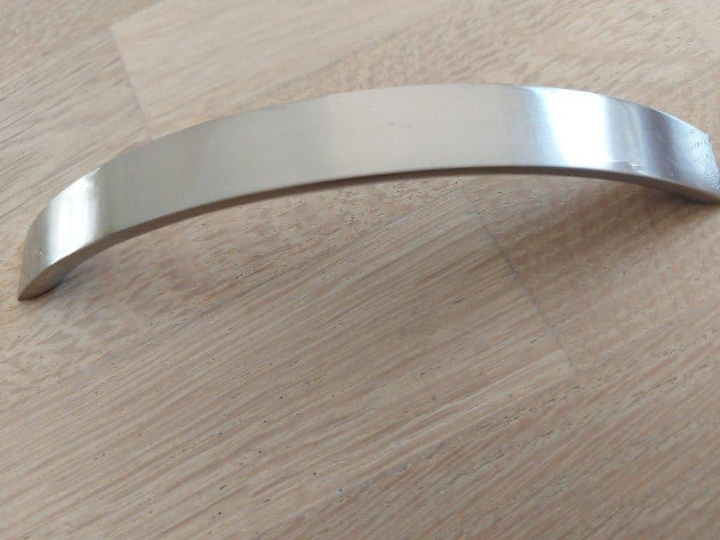 Gebogen meubelbeslag, Ophalen, Nieuw