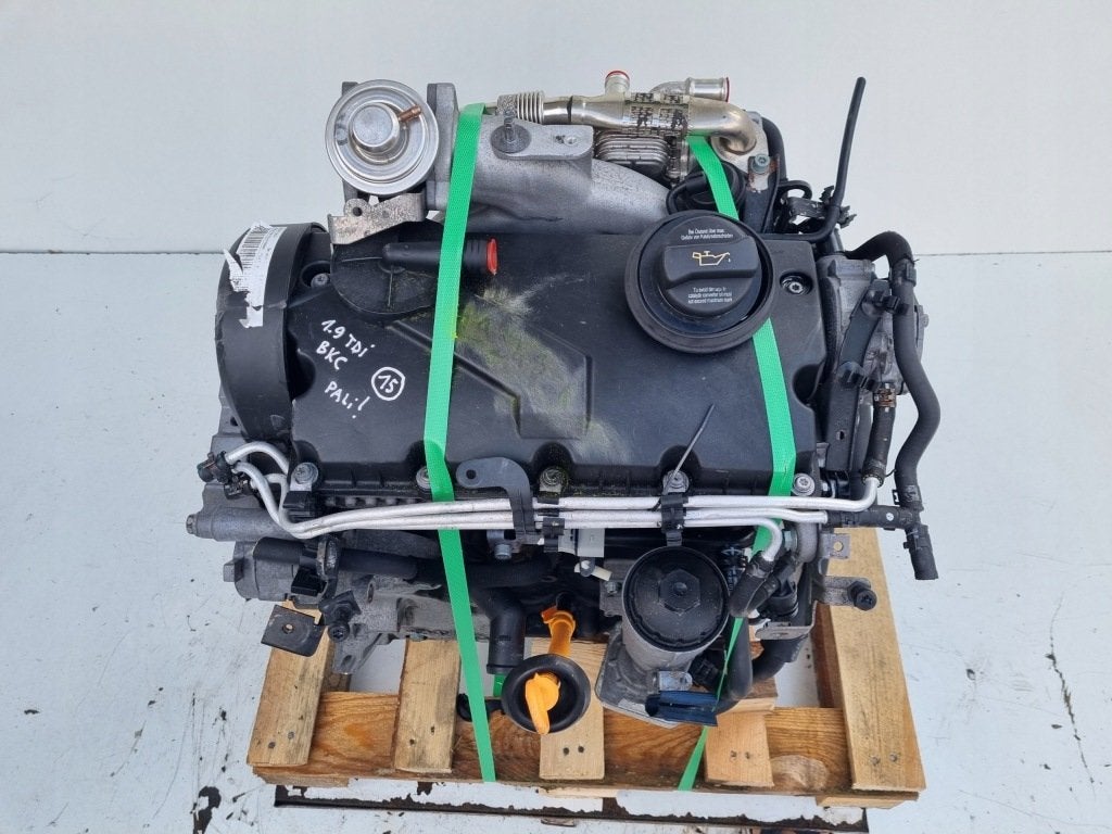 Moteur BKC Complet A3 OCTAVIA TOURAN GOLF AUDI TOLEDO ALTEA, Envoi, Utilisé, Skoda