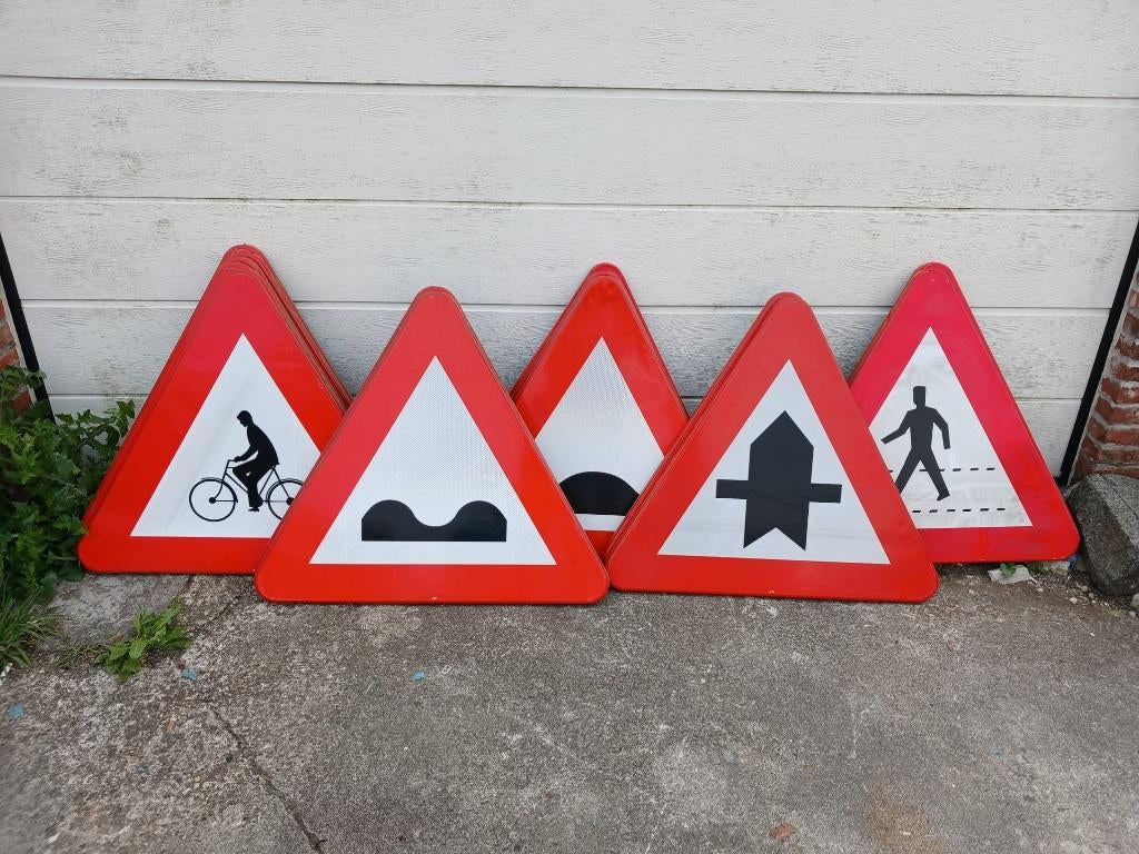 Partij grote verkeersborden  waarschuwingsborden, Ophalen, Gebruikt, Overige typen