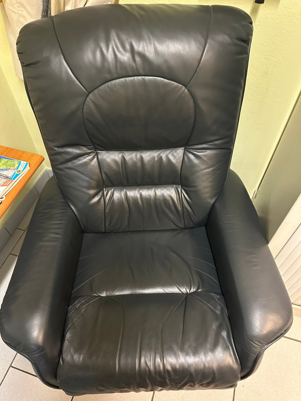 Fauteuil relax 1 moteur, Maison & Meubles, Fauteuils, Enlèvement, Utilisé, Cuir