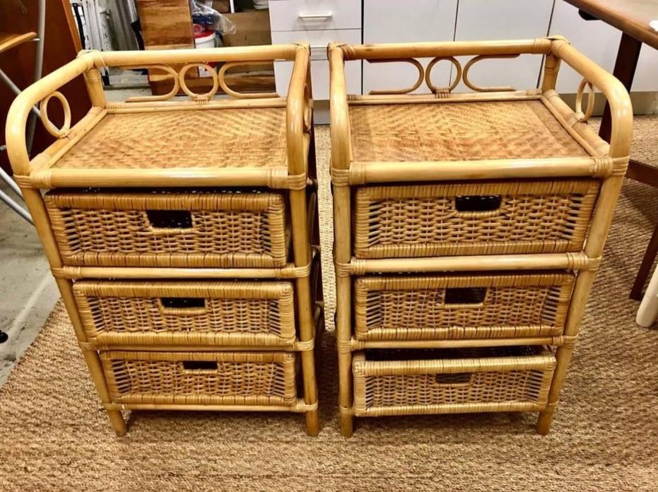 2 tables de nuit, 2 tables de chevet, 70 cm ou plus, Moins de 45 cm, Enlèvement, Utilisé