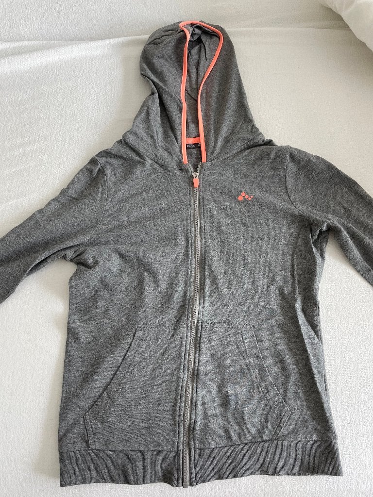 Grijs sportvestje van Only maat S, Only, Ophalen of Verzenden, Maat 36 (S), Grijs