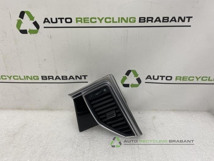 Grille aération tableau de bord d'un Porsche Macan, -, 3 mois de garantie, Utilisé, -