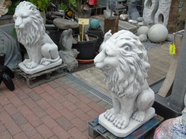 une paire lion assis en pierre pat blanc H 90 cm !, Jardin & Terrasse, Enlèvement, Neuf, Pierre, Animal