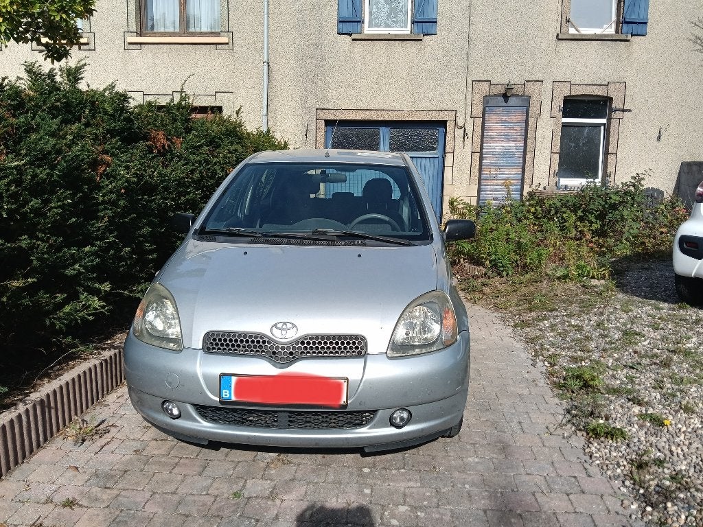 Toyota Yaris PRÊTE À IMMATRICULÉE, Autos, Achat, 63 kW, 1299 cm³, Particulier