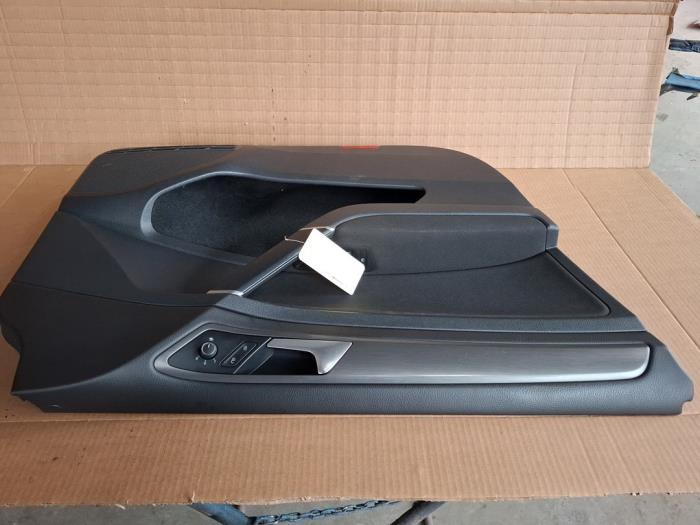 Portierbekleding 4Deurs links-voor van een Volkswagen Golf, Auto-onderdelen, Gebruikt, -, Volkswagen, -