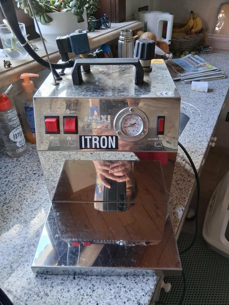 itron maxi vapor strijkijzer, Elektronische apparatuur, Ophalen, Gebruikt, Strijkijzer met snoer