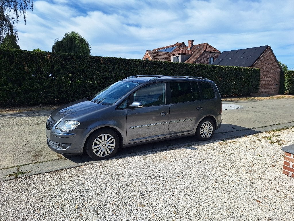 vw touran 2.0tdi highline intérieur cuir, Autos, Cuir, Achat, Intérieur cuir, Entreprise