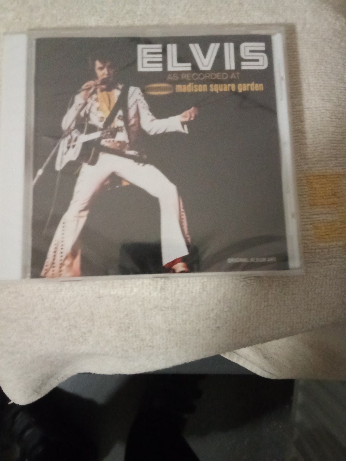Concert live d'Elvis Presley au Madison Square Garden CD, Enlèvement ou Envoi