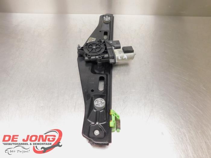 Mécanique vitre 4portes arrière gauche d'un BMW X1, -, 3 mois de garantie, Utilisé, -